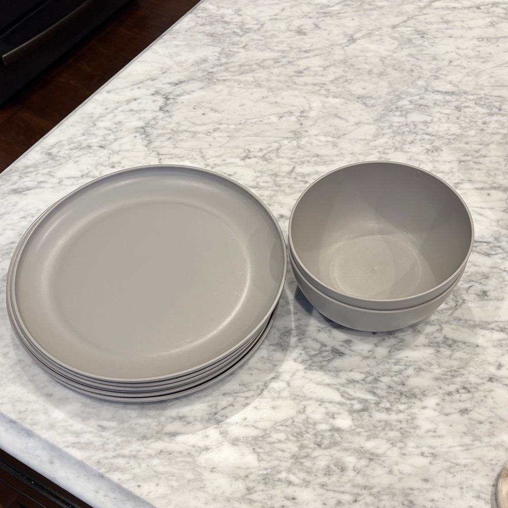Gray Dinnerware Set